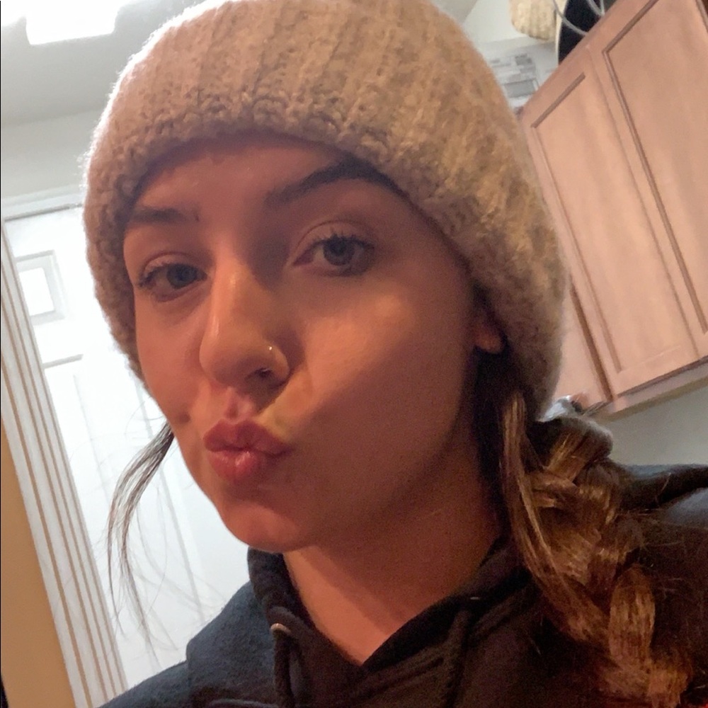 Meet your Posher, Katie